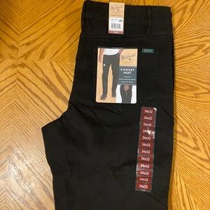 Mens 34x32 Woolrich 5 pocket pant straight fit, new with tags